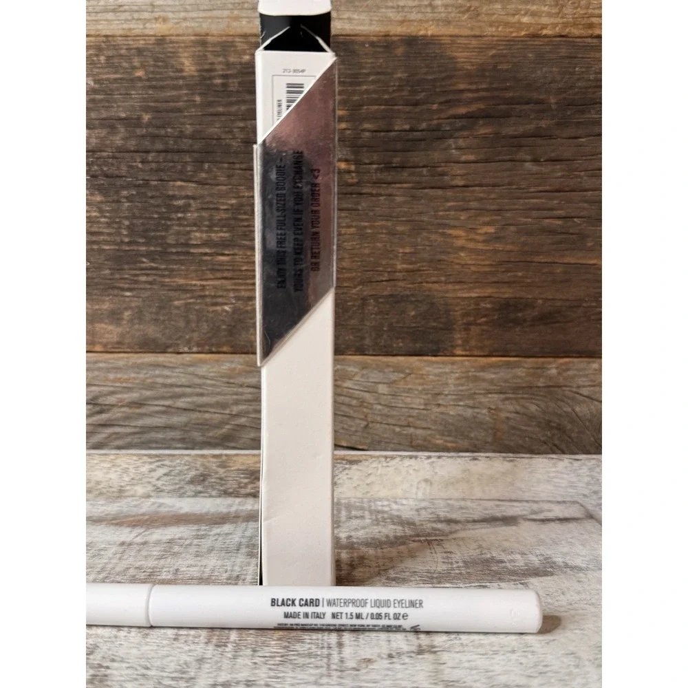 Il‎ Makiage Black Card Waterproof Liquid Eyeliner | Full Size Gift | MSRP = $25